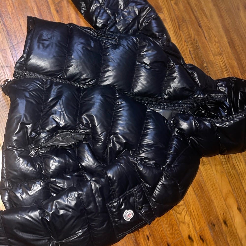 Moncler coat - Picture 2 of 4